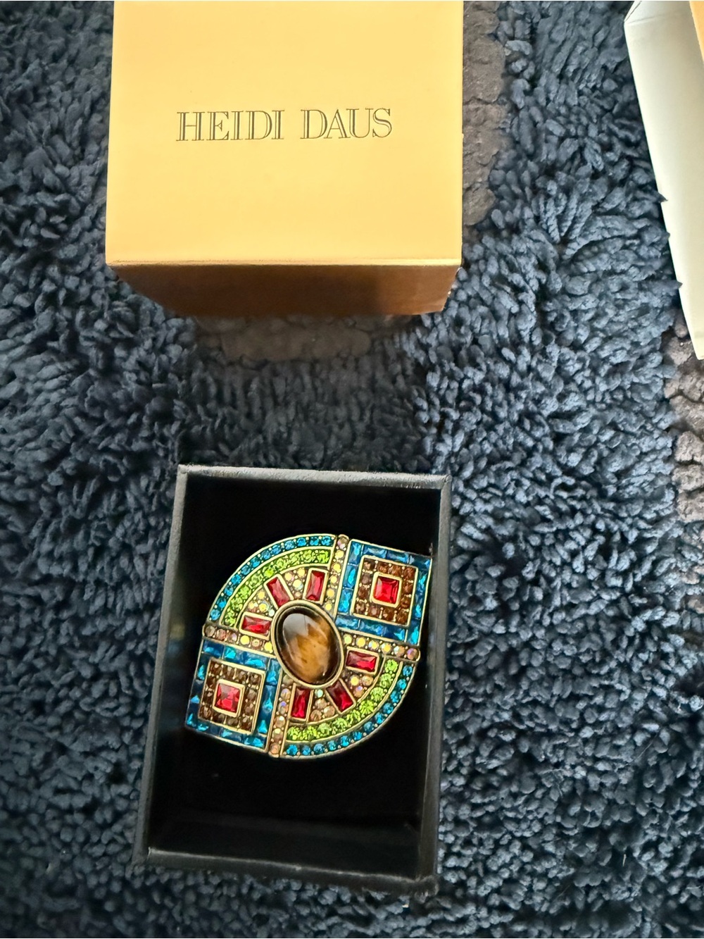 Heidi daus eye ring size 8